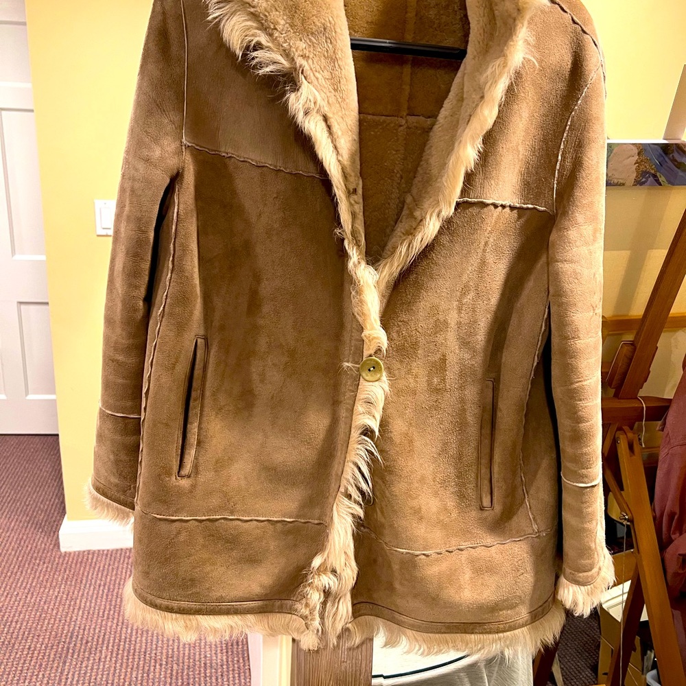 Shearling jacket cool 70s look